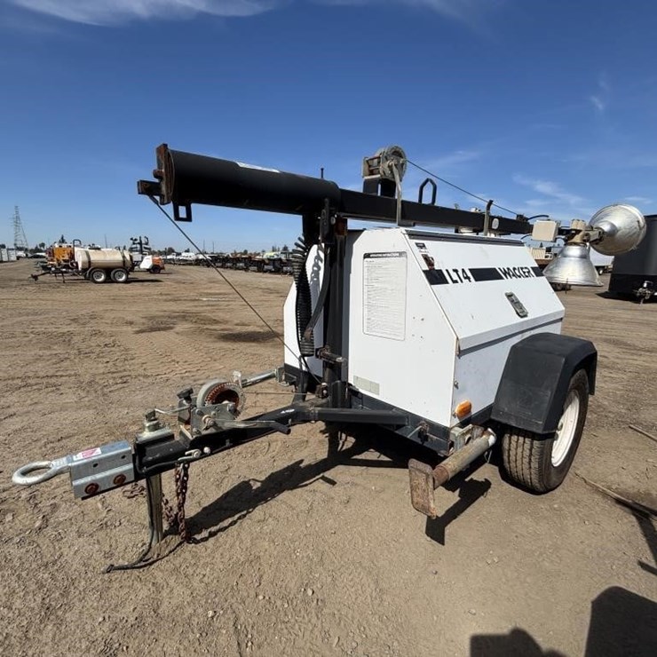 2000 WACKER NEUSON LT4