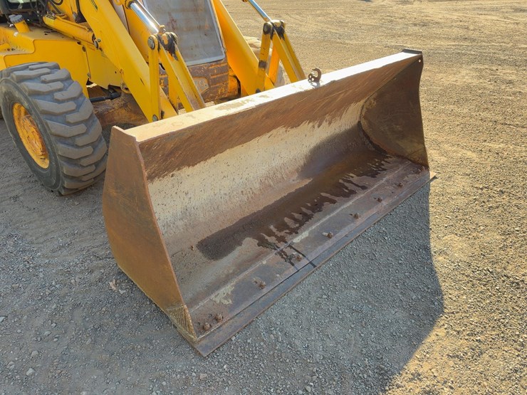 2001-jcb-214-image-8