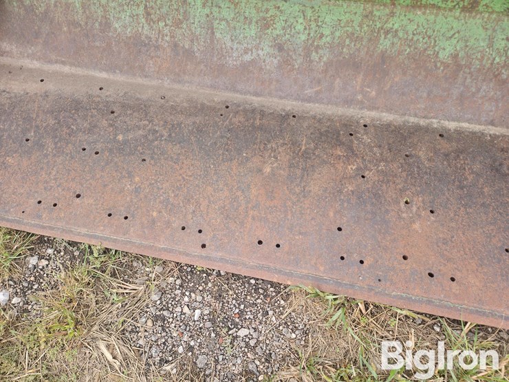 john-deere-158-image-10