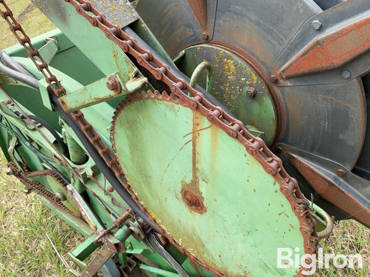 john-deere-16-image-19