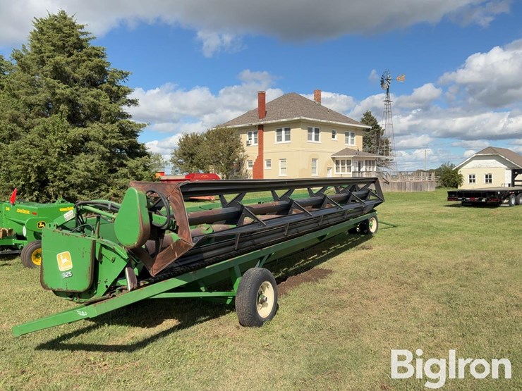 1990-john-deere-925-image-3