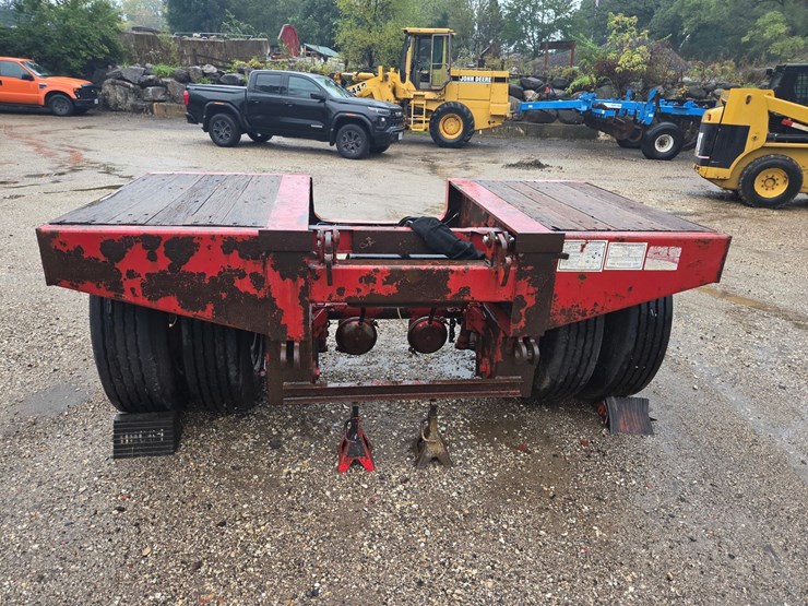 #2081-•-2006-lowboy-pin-on-axle-image-6