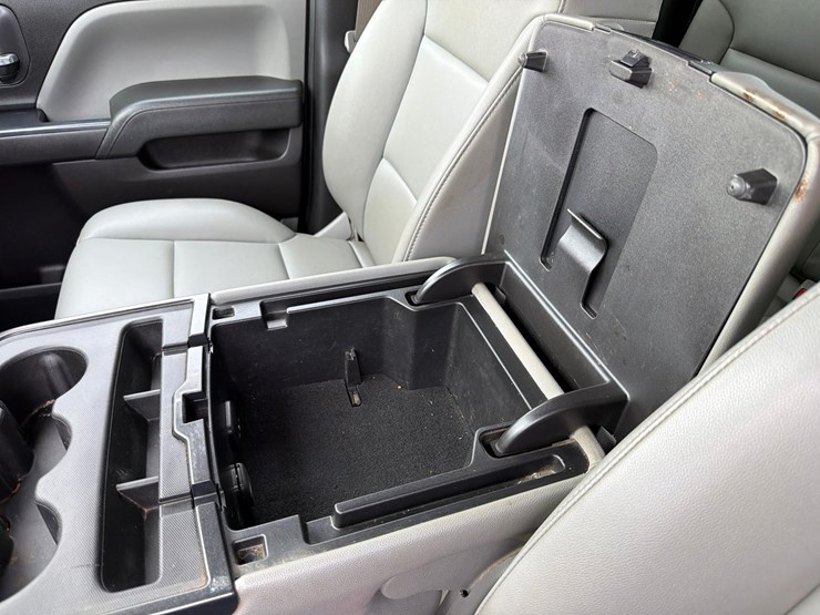 2019-chevrolet-silverado-1500-image-65
