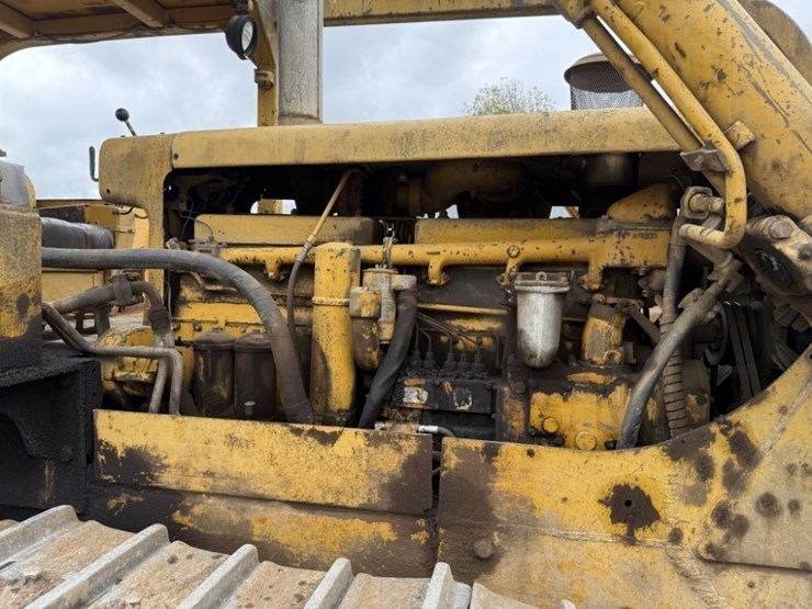 1963-caterpillar-d8h-image-21