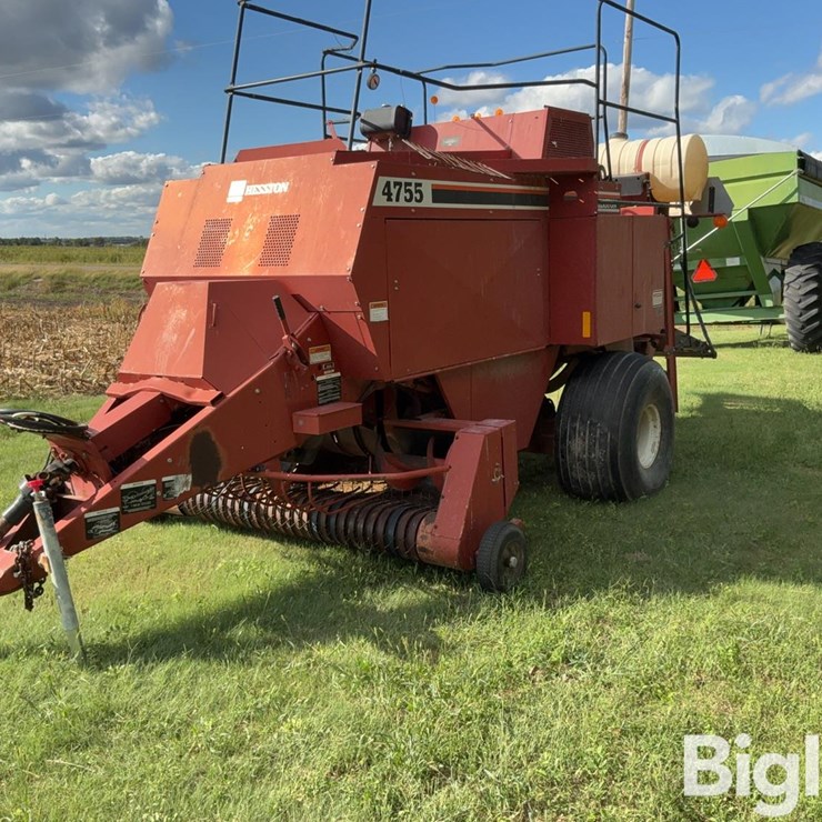 1997 HESSTON 4755