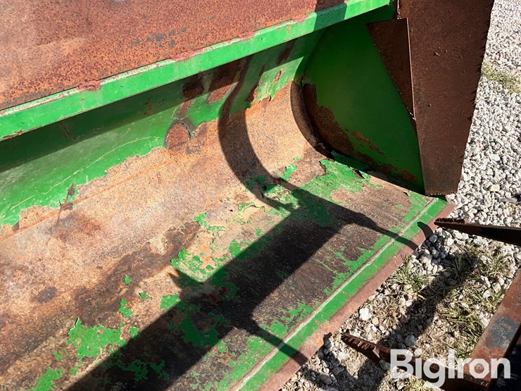 john-deere-7-image-17