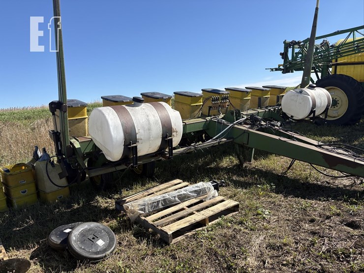 john-deere-7000-image-13