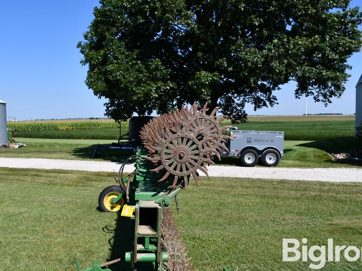 john-deere-400-image-13