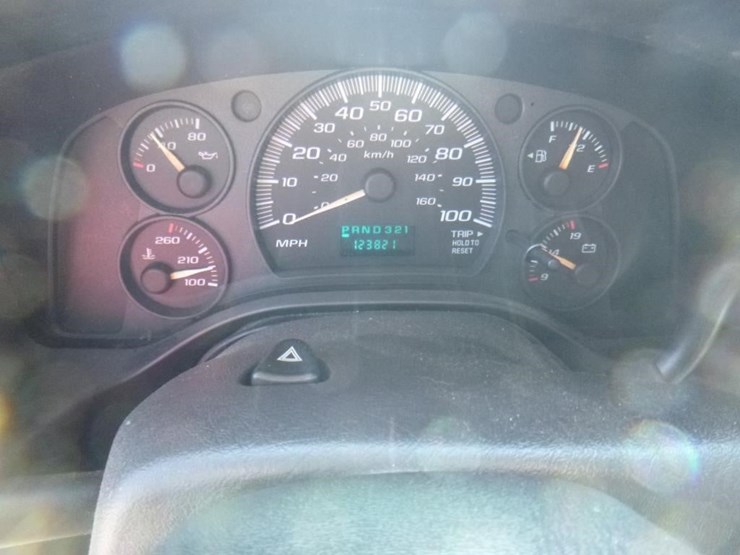 2007-gmc-2500-image-13