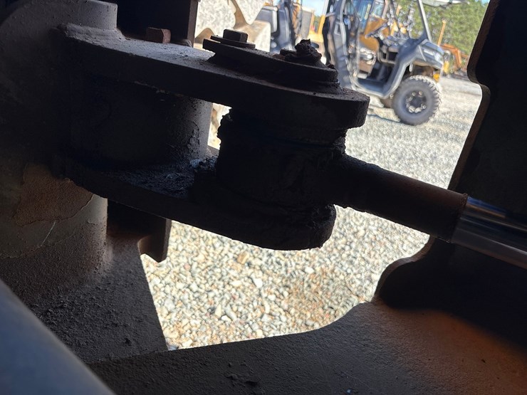 hyundai-hl760-image-45