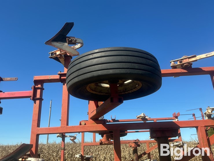 wil-rich-4640-field-cultivator-image-14