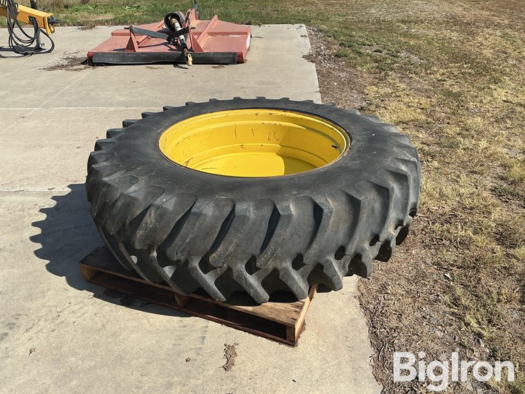 john-deere-18-image-12