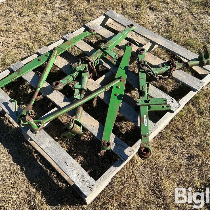 JOHN DEERE 2