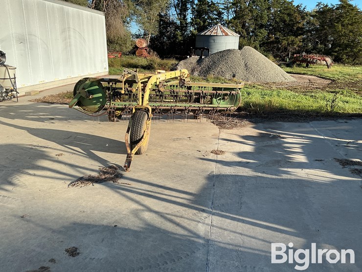 john-deere-640-image-2