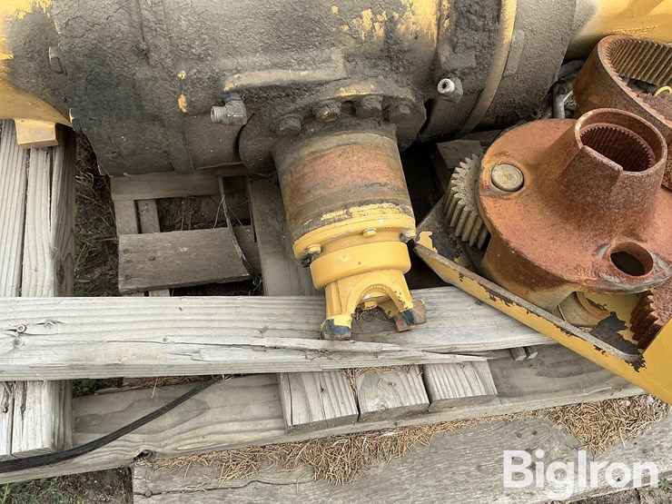 caterpillar-wheel-loader-rear-end-axle-image-18