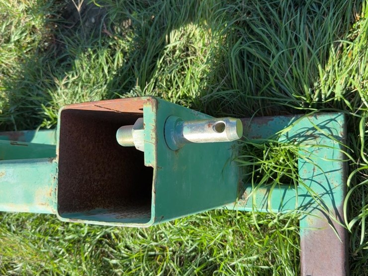 shop-built-54”-3-pt-mounted-bale-fork-image-13