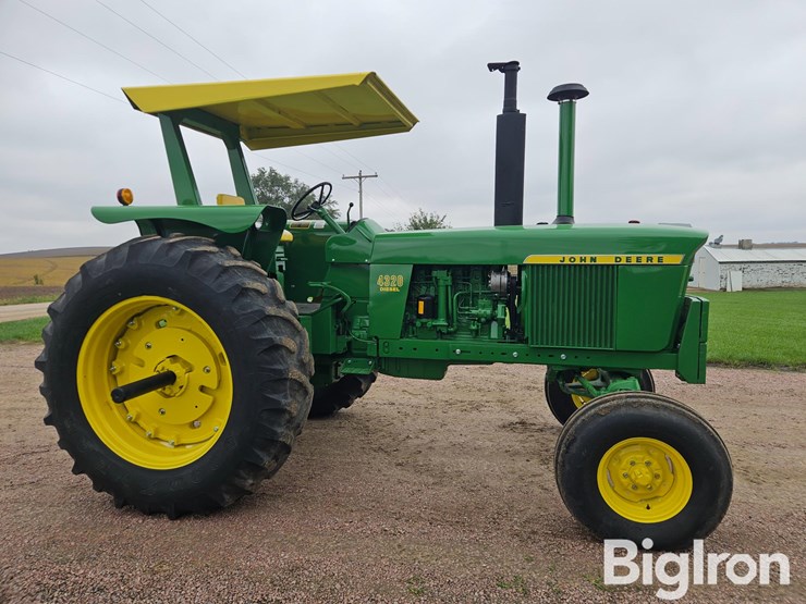 1972-john-deere-4320-image-4