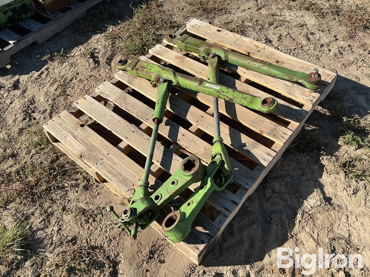 john-deere-30-image-5