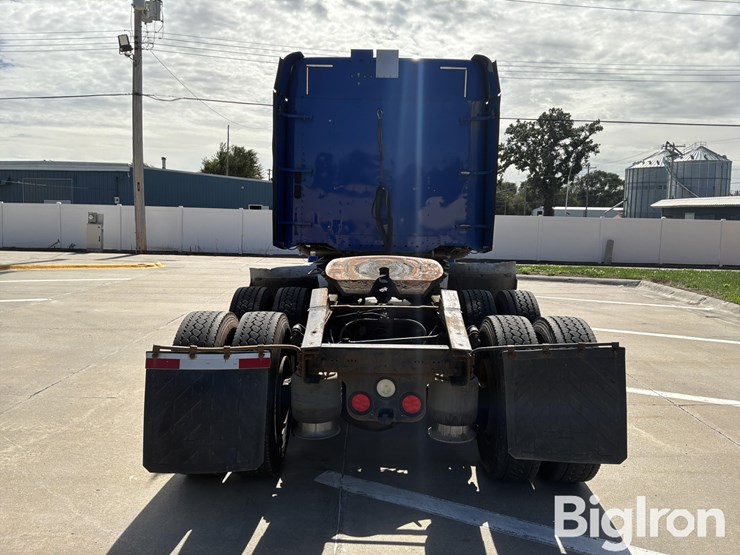 2013-freightliner-coronado-122sd-t/a-truck-tractor-image-6