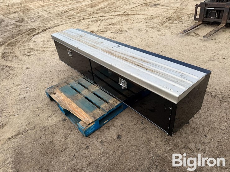 harbor-8'-aluminum-toolbox-image-1