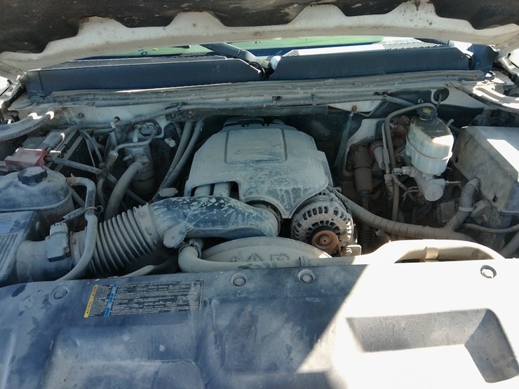 2010-gmc-2500hd-image-14