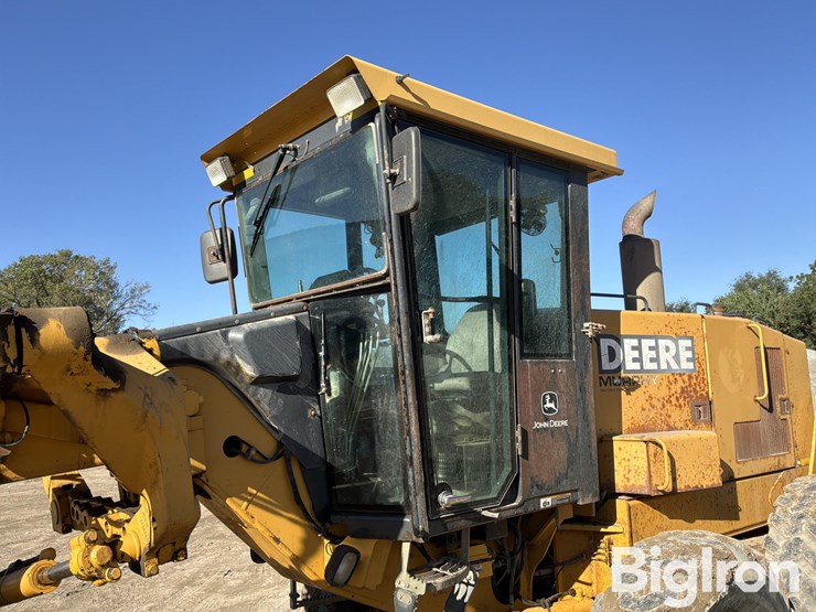 2003-deere-770ch-image-12