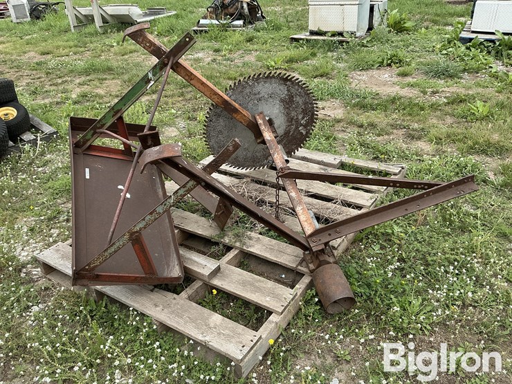 saw-blade-image-8