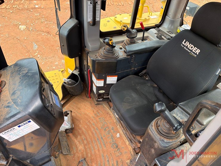 komatsu-d155ax-image-39