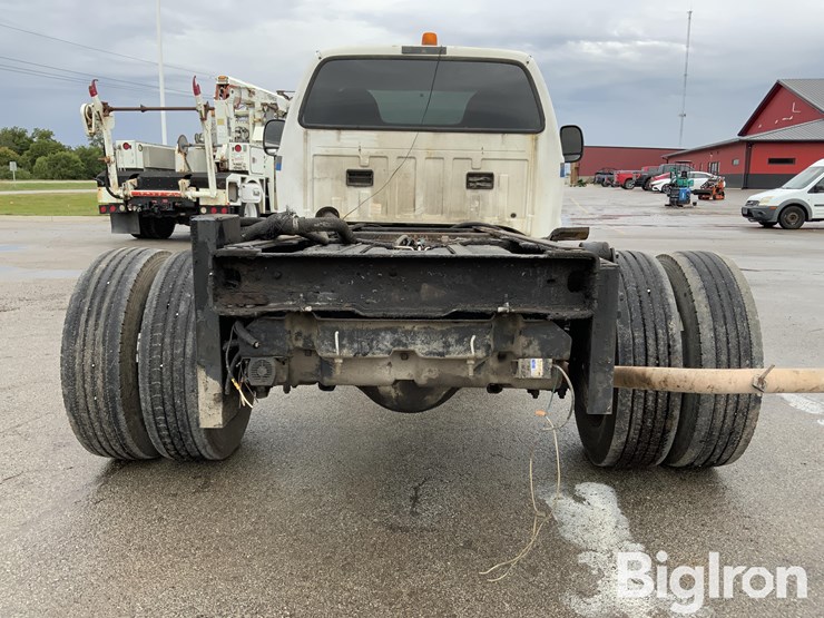 2002-ford-f550-xl-image-18