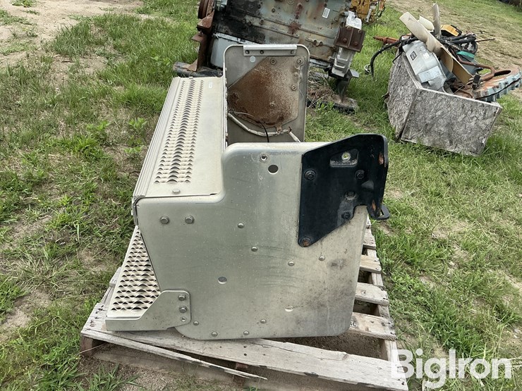 peterbilt-truck-step-image-8
