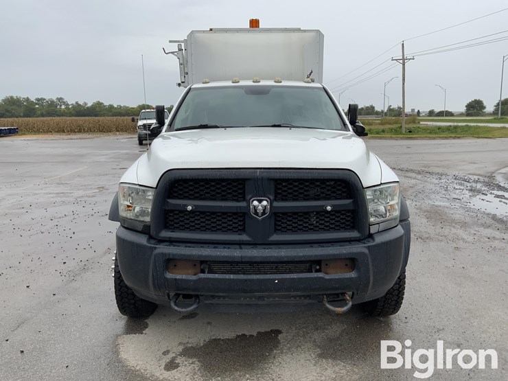 2015-ram-5500-hd-image-2