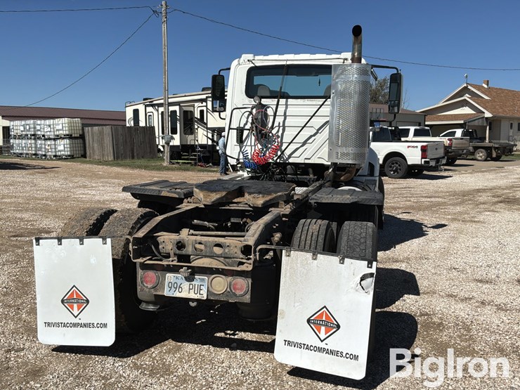 2011-international-prostar-image-6