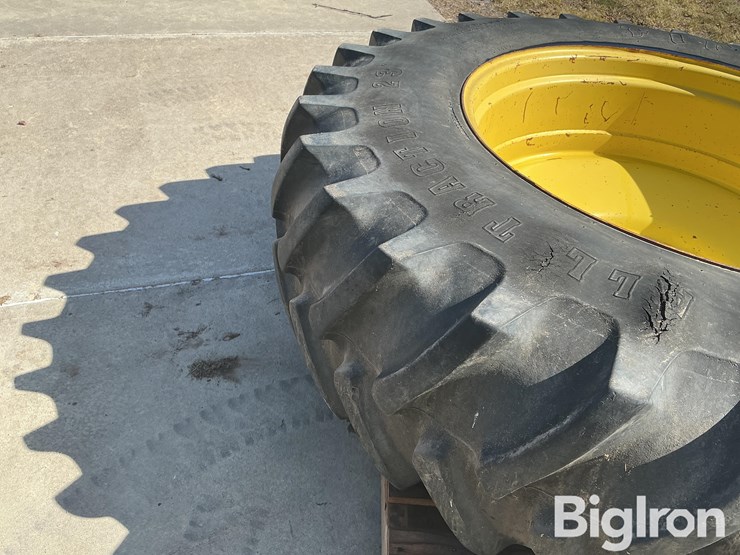 john-deere-18-image-17