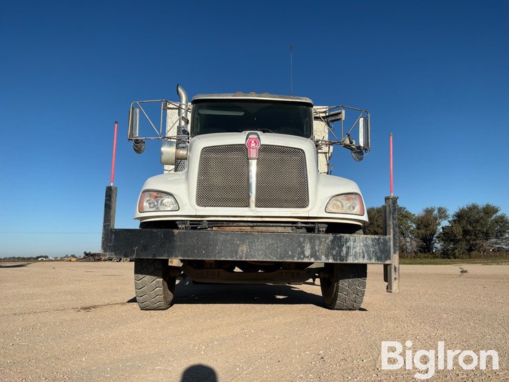 2023-kenworth-t370-image-9