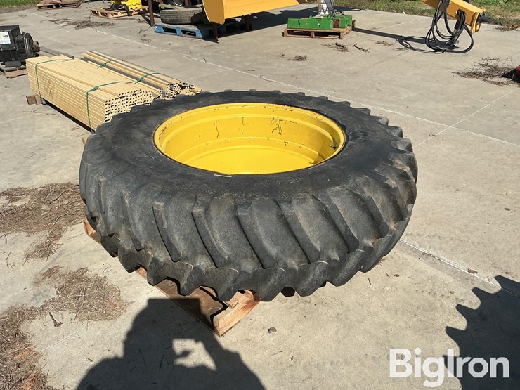 john-deere-18-image-10