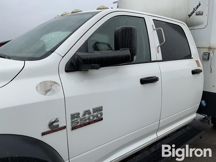 2015-ram-5500-hd-image-14
