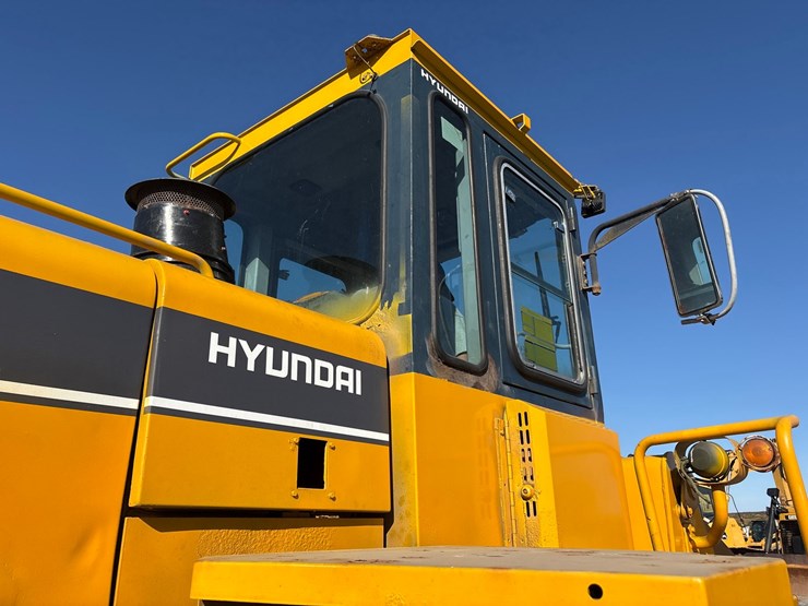 hyundai-hl760-image-18