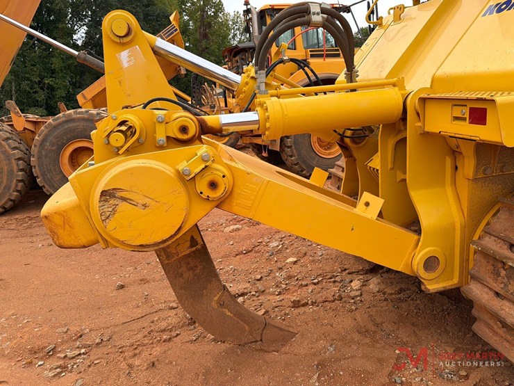 komatsu-d155ax-image-27