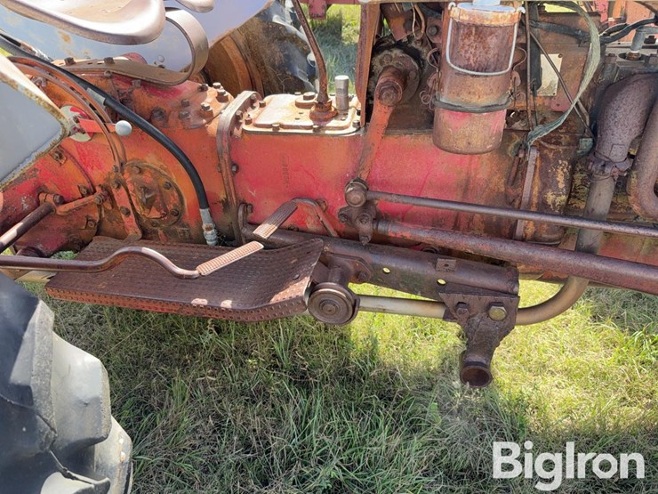 ford-8n-image-12