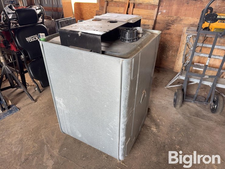 roth-110-gal-bulk-oil-tank-image-1