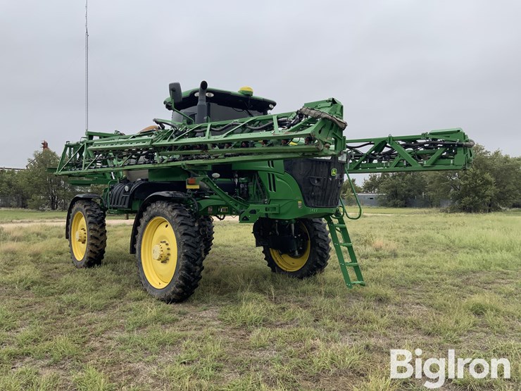 2017-john-deere-r4038-image-3