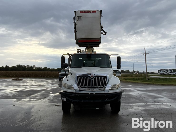 2011-international-durastar-4400-image-2