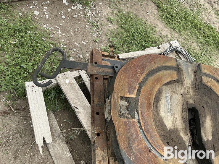 jost-5th-wheel-adjustable-plate-image-13
