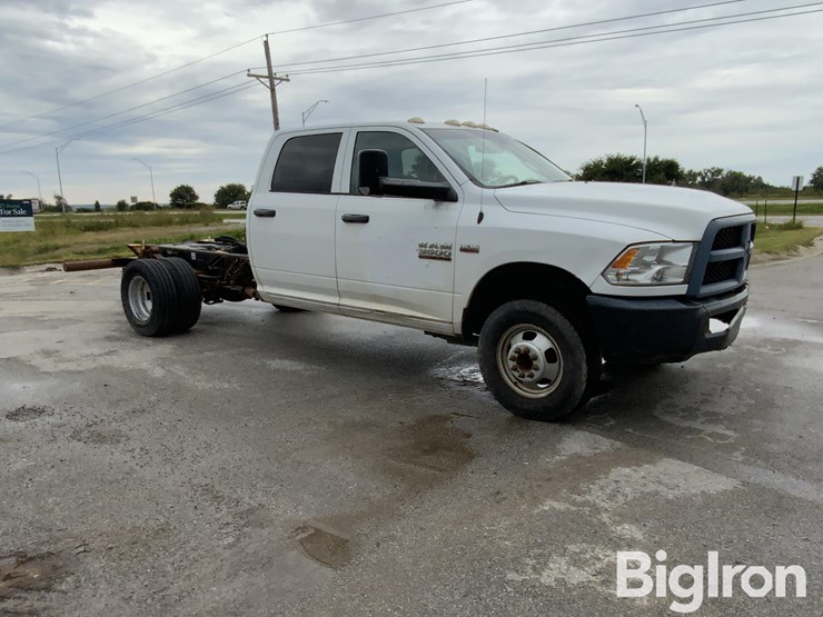 2016-ram-3500-hd-image-3