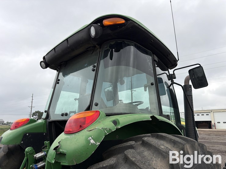 2014-john-deere-6130d-image-11