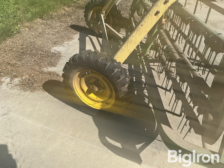 john-deere-640-image-13
