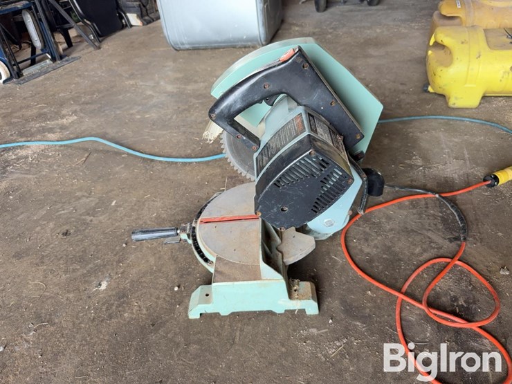 delta-34-080-10”-miter-saw-image-8