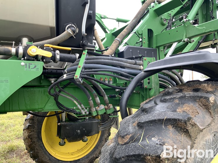 2017-john-deere-r4038-image-14