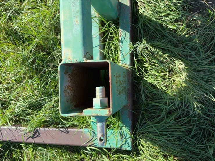 shop-built-54”-3-pt-mounted-bale-fork-image-16