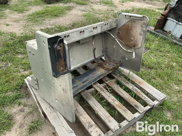 peterbilt-truck-step-image-7